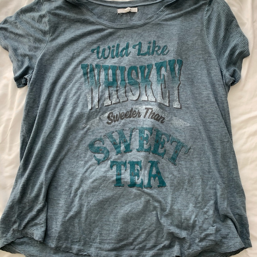 Graphic tee